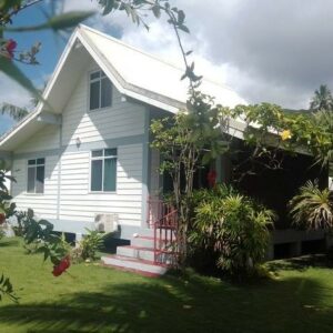 Moorea. Loue Maison avec 2 chambres à Afareaitu. Coté montagne au calme. Libre 30 Novembre 2024.